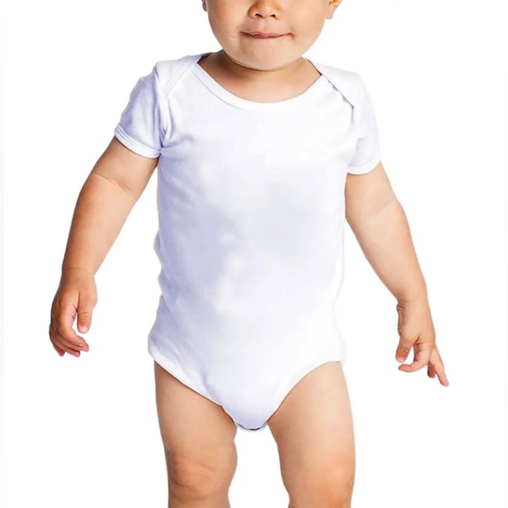Carter’s | white onesie | size 24m